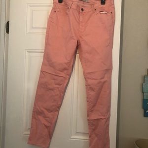 Pink skinny jeans🔥